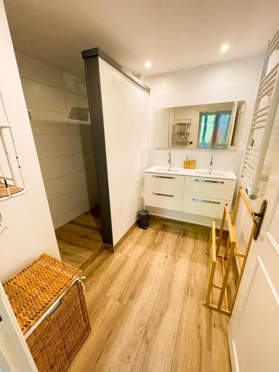 Appartement Bellevue Du Ventoux Montbrun-les-Bains Exterior foto